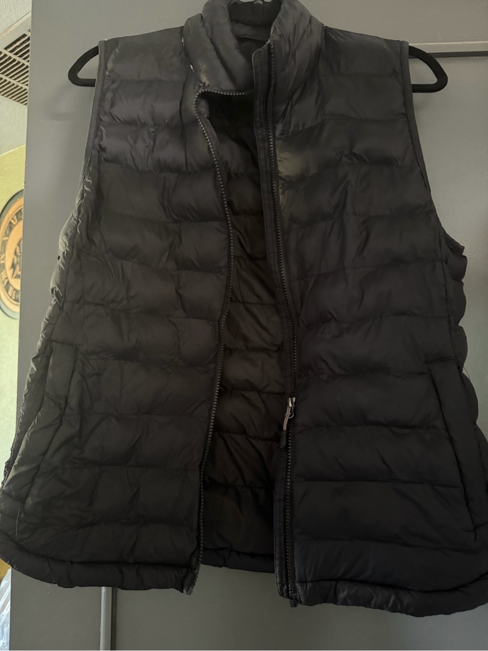 Women’s Black Quilted Puffer Vest - Lightweight Layering